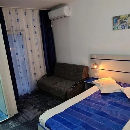 Wolf Hotel 3*